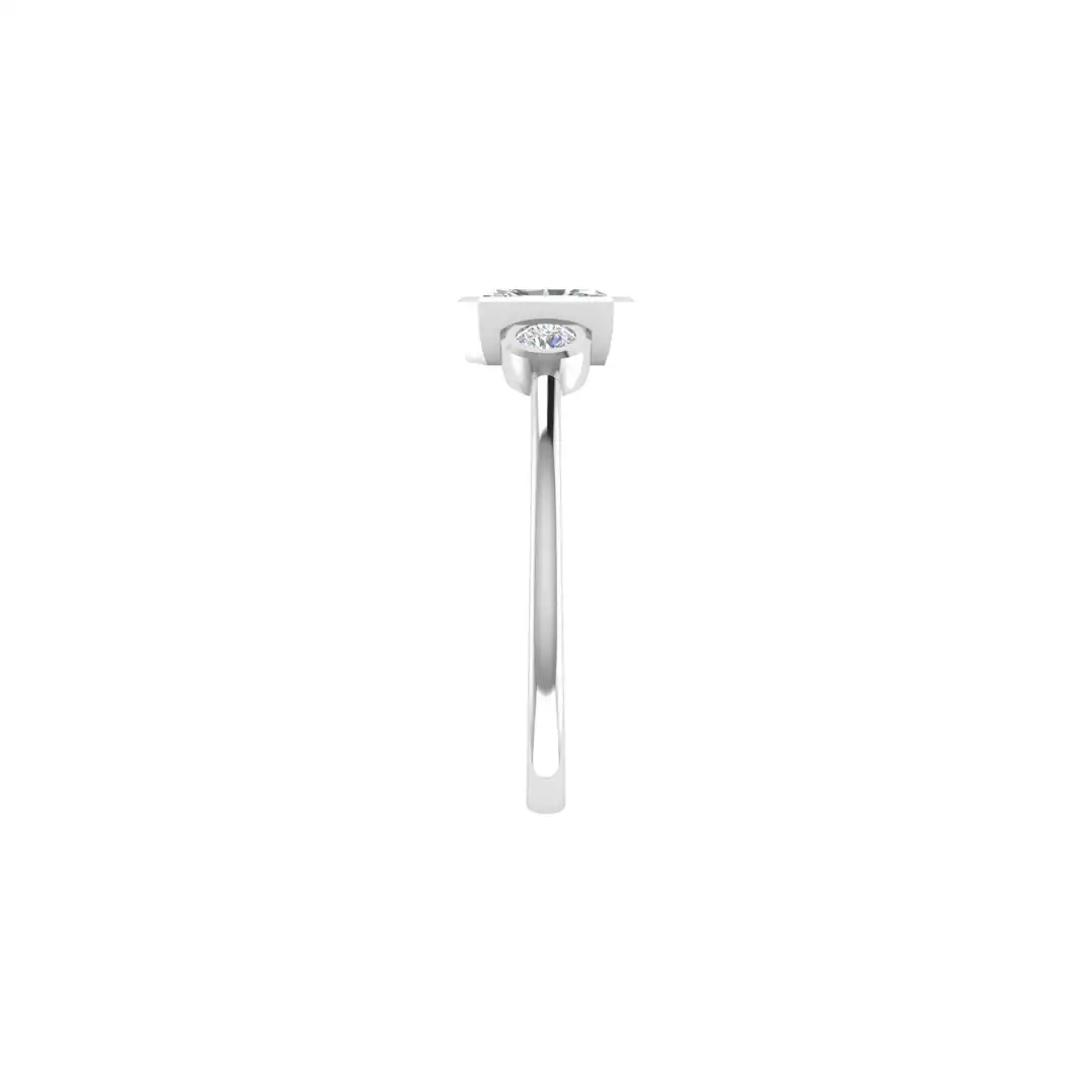 Radiant Cut Diamond Ring - Image 6