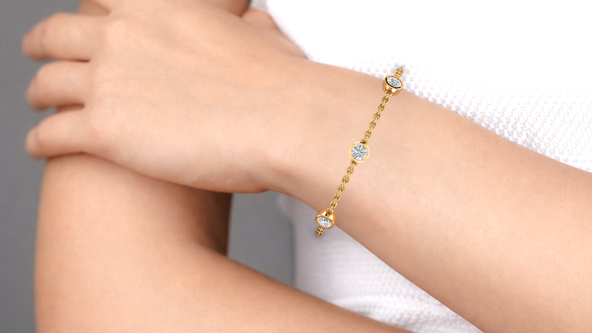Aurevia Trio Diamond Bracelet - Image 8
